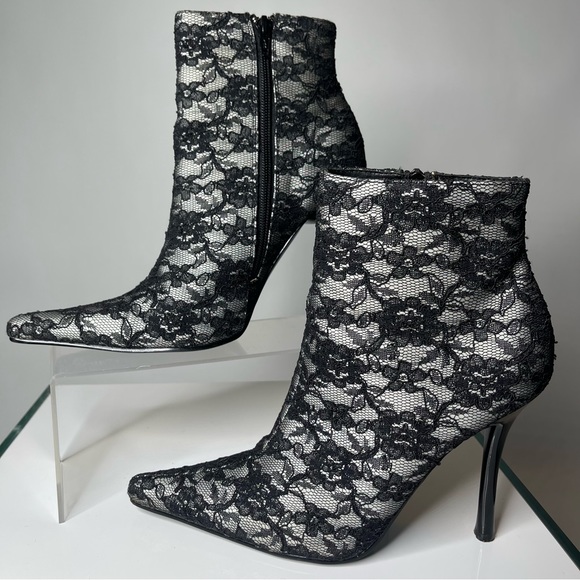 Shoes - Unique Black Fabric Lace Vintage Sexy Ankle High Heel Party Boots